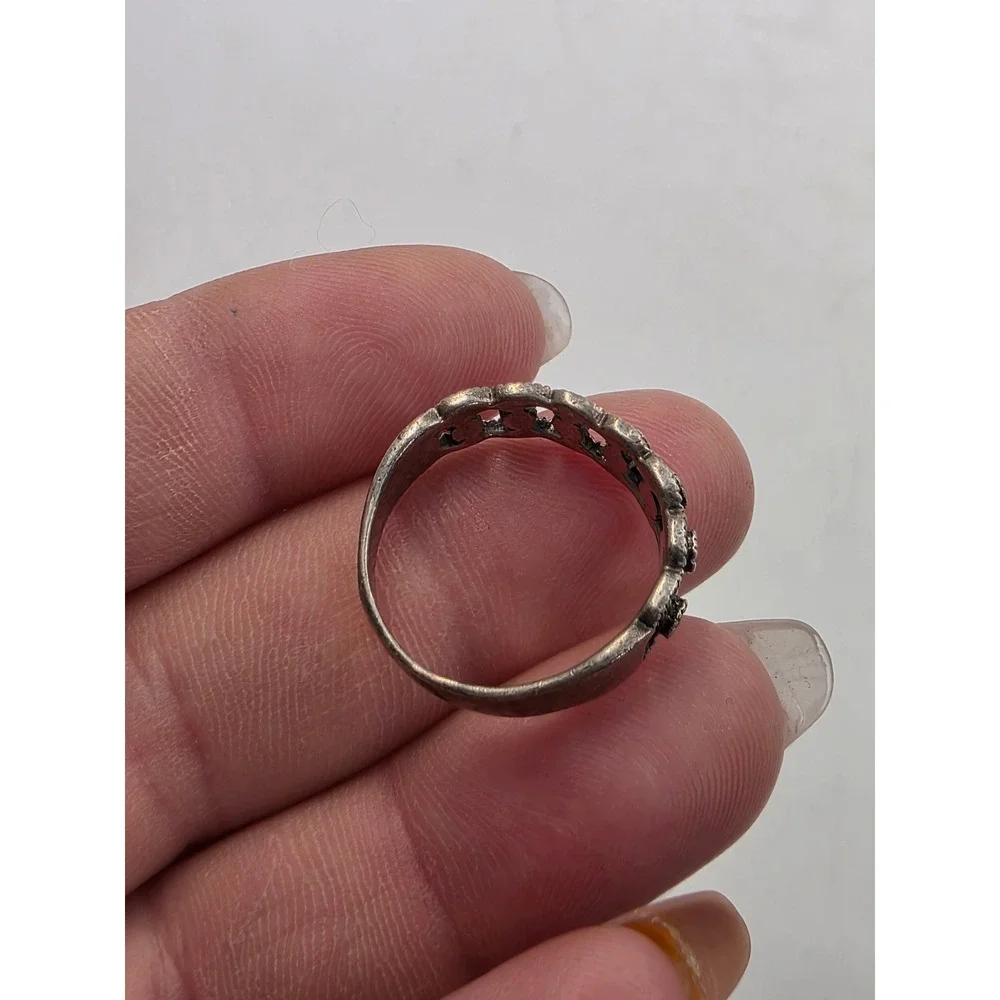Vintage 925 Sterling Silver Marcasite Filigree Scalloped Band Ring Size 8.5